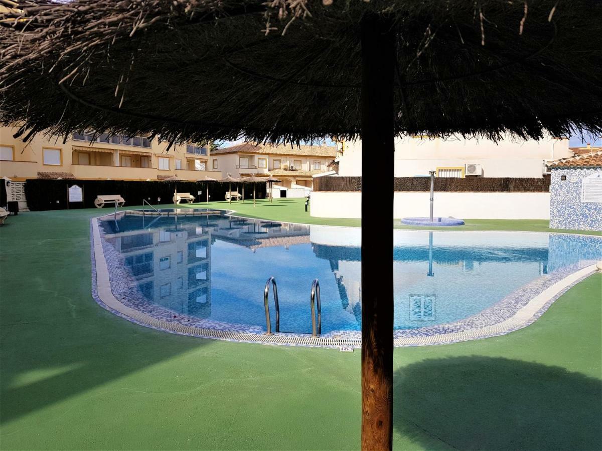 Apartamento Con Piscina En Oliva Nova المظهر الخارجي الصورة